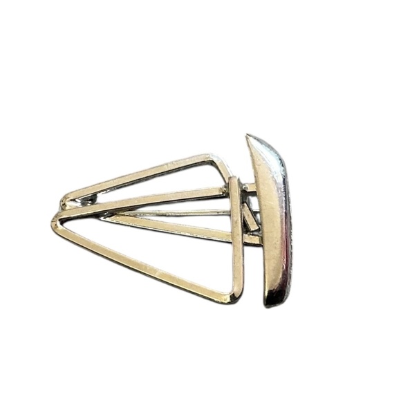 Vintage Silver Tone Sail Boat Brooch. - Picture 3 of 4